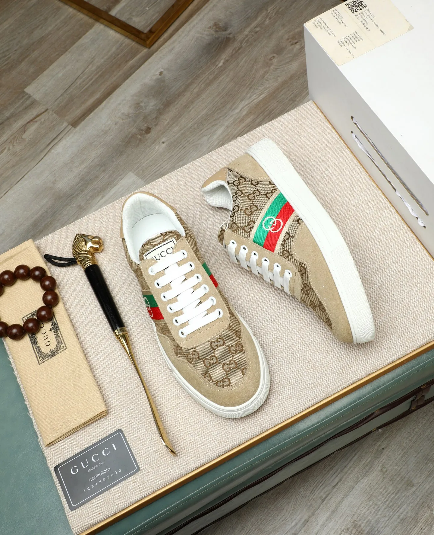 Men's men's shoes 💰440 GUCCI🔍🔍The latest model is on sale at the same time at the counter. Original calfskin imported from Italy, genuine leather lining, (high-end, noble, and classy) with exquisite workmanship. Sole: Original sole provided by the original factory, ⚠Exclusive double-layer movable molded sole super comfortable⚠, real shot 🎬The real thing is better🔍🔍"High quality·Follow the order" Code number 38-44